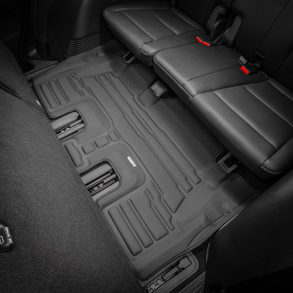 Infiniti QX80 7-Seater With Large Rear Console